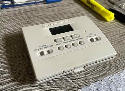 Photo of free Thermostat for central heat/air (Lake Balboa (W Van Nuys) 91406) #2