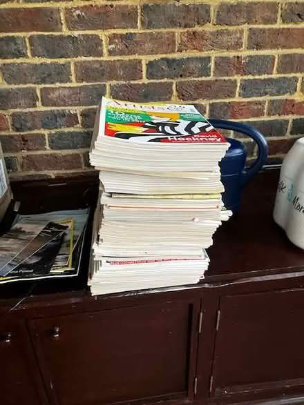 Photo of free Large pile of Artists and Illustrators magazines (Steyning BN44) #1