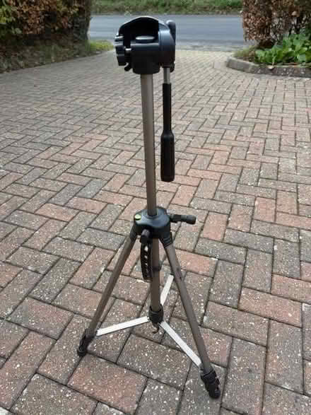 Photo of free Camera Tripod (Matfield TN12) #1