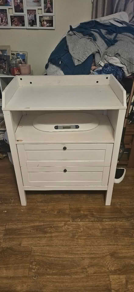 Photo of free Changing unit (Wd186xl) #1