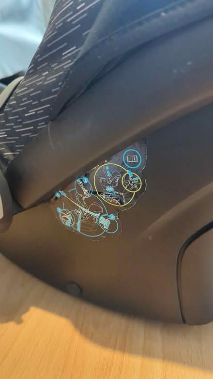 Photo of free Maxi-cosi car seat (Golborne WA3) #3