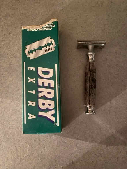 Photo of free Eco 'Safety' razor and blades (East dulwich) #1