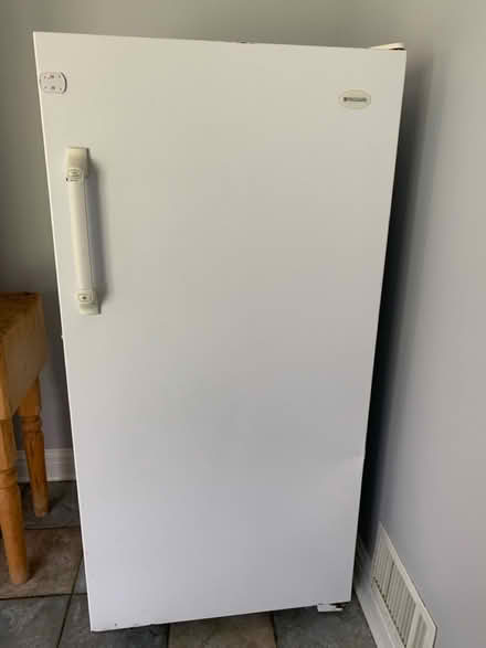 Photo of free Freezer (Mahopac, NY) #3