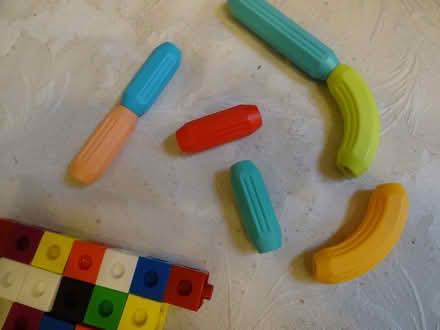Photo of free building bricks and magnetic toy (Tolworth KT5) #3