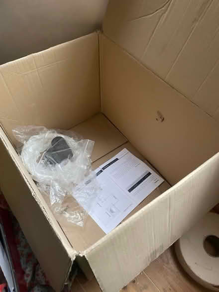 Photo of free PIV (GU16) #4