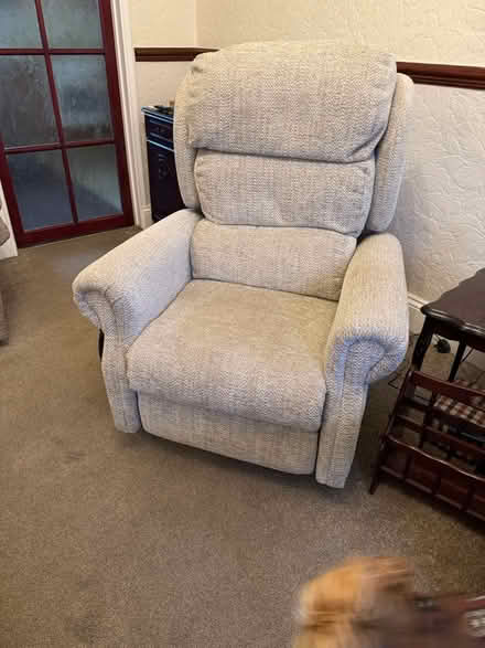 Photo of free Rise and Recline Electric Chair (Blackhill DH8) #3