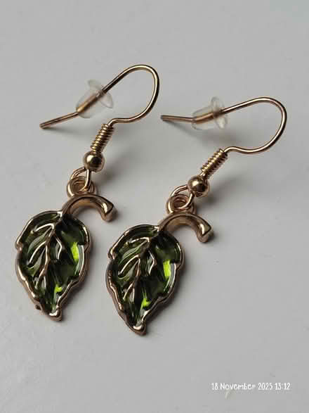 Photo of free Green leaf costume earrings (Moseley B13) #1