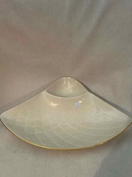 Photo of free Lenox Serving Dish (East 20’s Manhattan) #1