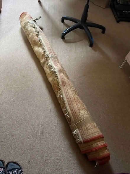 Photo of free Vintage Carpet rug (GU14) #4