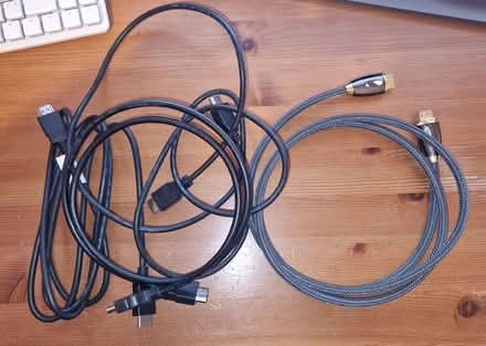 Photo of free HDMI cables. (Addiscombe CR0) #1