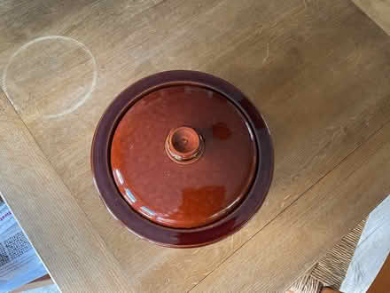 Photo of free Ceramic casserole dish with lud (GU18) #1