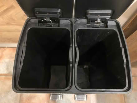 Photo of free Rubbish bin (HR1 northern edge of Hereford) #2