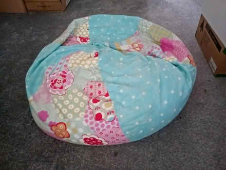 Photo of free Kids bean bag (Camborne, Cornwall) #1