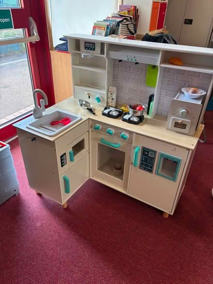 Photo of free Play kitchen in vgc (Gracemount EH16) #1