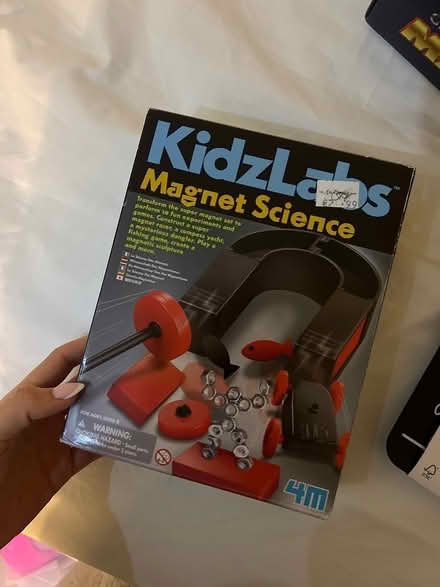 Photo of free Magic box and magnetic science toy (Killbarack) #4