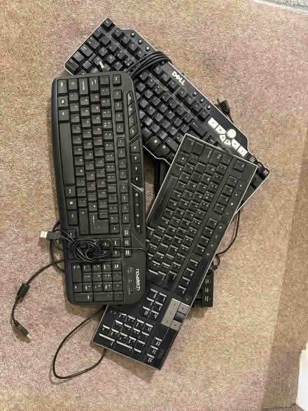 Photo of free PC Keyboard (Lower Earley RG6) #1