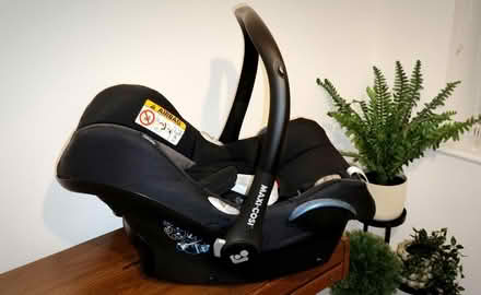 Photo of free Car Seat (M35 9EL) #2