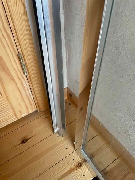 Photo of free 1m wide sliding shower door (Greystones S11) #3