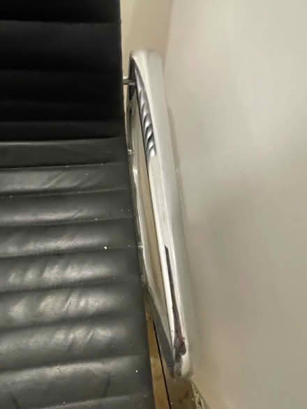 Photo of free Eames style office chair (Walthamstow) #4