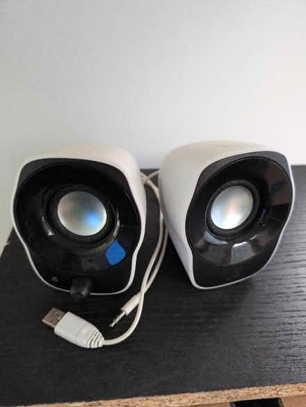Photo of free Plug in speakers for PC (Headington OX3) #1