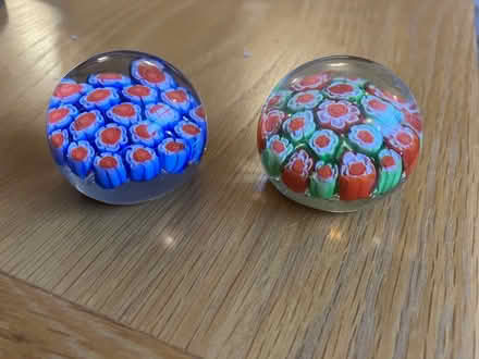 Photo of free Two glass ornaments (DA1) #1