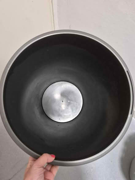 Photo of free Big bin (Somers town NW1) #2