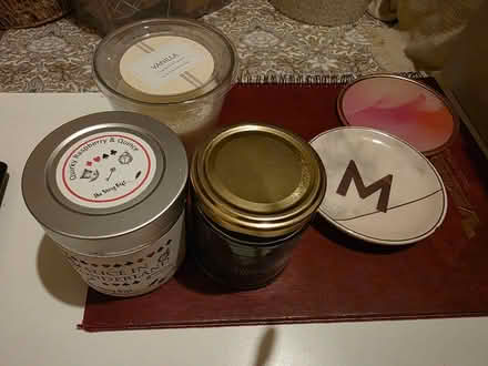 Photo of free Candles and 2 small trinket plates (East Dulwich SE22) #2