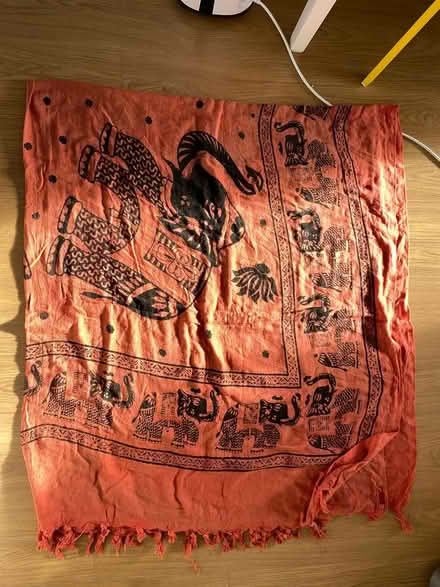 Photo of free Red Elephant Throw (S7 Nether Edge) #1