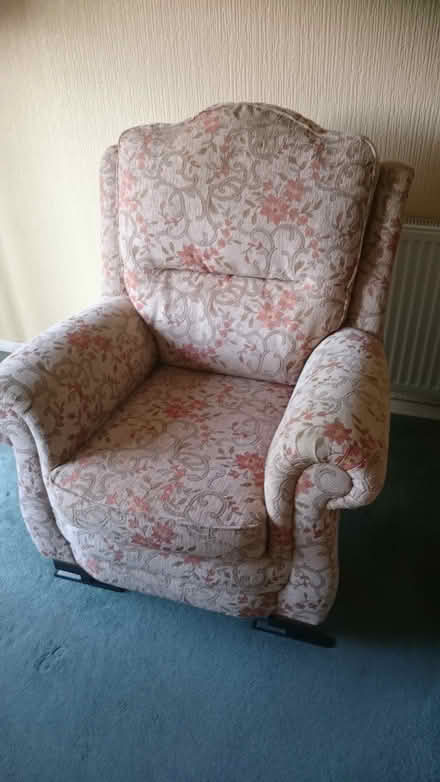 Photo of free 3 seater settee and chair (lowestoft) #2