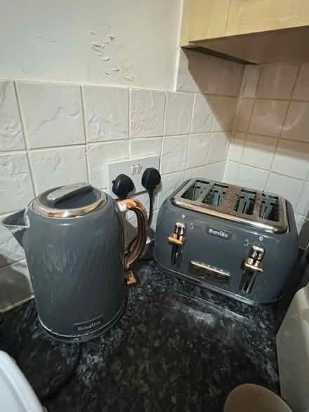 Photo of free Kettle and Toaster (Brixton Hill SW2) #1