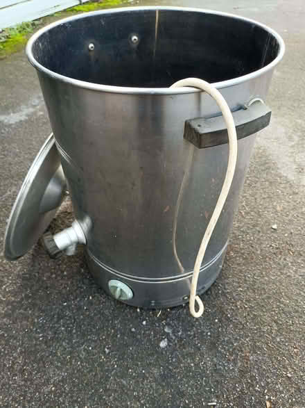 Photo of free Burco boiler (Woodley RG5) #3