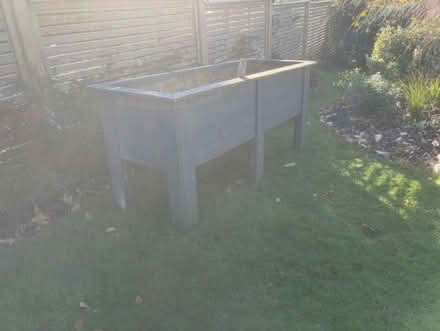 Photo of free Free-Standing Planter (CT20) #1