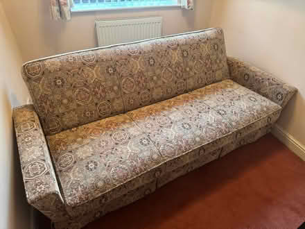 Photo of free Bed Settee, excellent condition (Ilkeston DE7 4B) #1