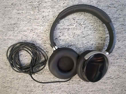 Photo of free On ear headphones, wired (Cam GL11) #1