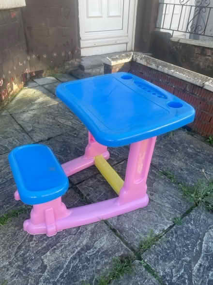 Photo of free Toddler’s Desk (L4) #1