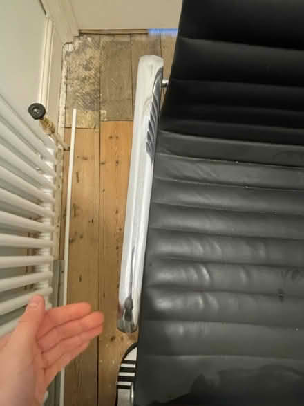 Photo of free Eames style office chair (Walthamstow) #3