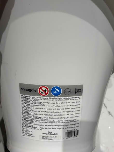 Photo of free Shnuggle baby bath 0-12mths (Newbury park IG2) #3