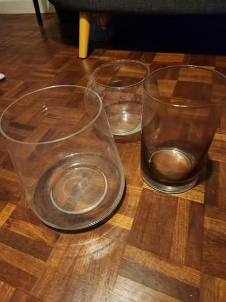 Photo of free Large glass vases (Crowmarsh (OX10)) #2
