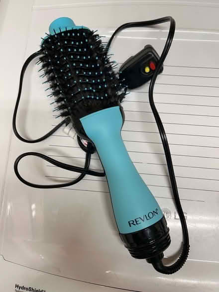 Photo of free Hair brush dryer (east Petaluma) #1