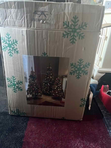 Photo of free 4 ft pre lit Christmas tree (S35 Oughtibridge) #1