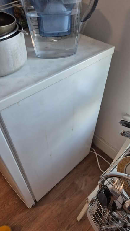 Photo of free Under counter fridge must go today (Walthamstow E17) #2