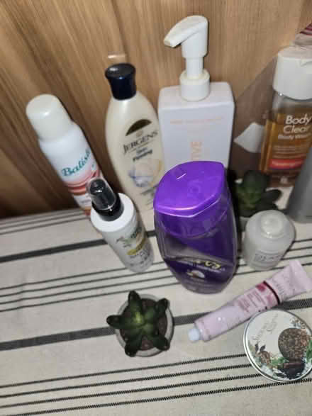 Photo of free Bathroom items (Darlington Maryland) #2