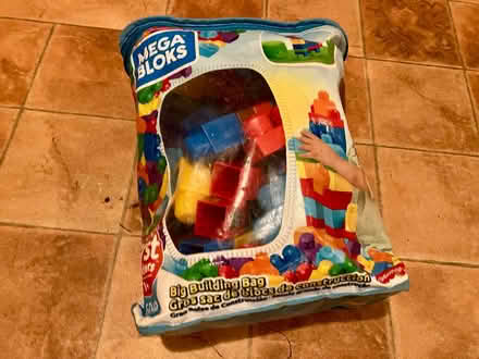 Photo of free Duplo style Lego set in a bag (ME1) #1