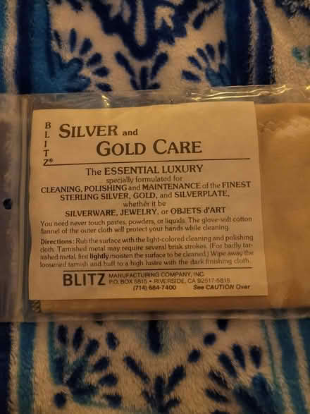 Photo of free NEW Gold and Silver Cleaning Cloth (Los Altos Hills, CA) #1