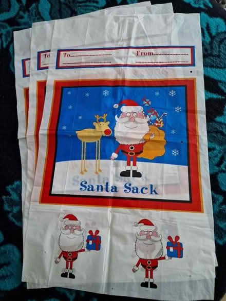 Photo of free Plastic Christmas Present Sacks (CT18) #1