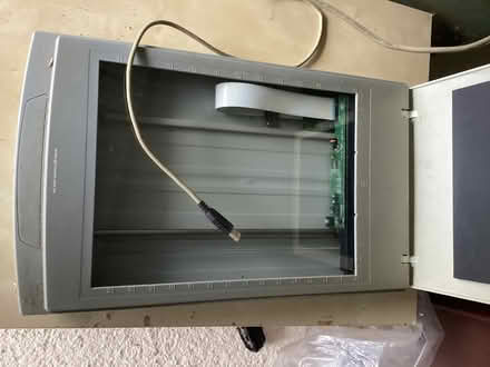 Photo of free Geniusnet scanner with USB lead (Horspath OX33) #1