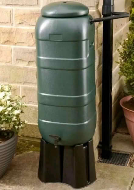 Photo of slim line water butt (Peopleton WR10) #1