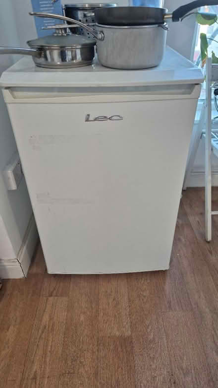 Photo of free Under counter fridge must go today (Walthamstow E17) #1