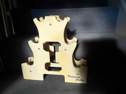 Photo of free Stand for weights (HP13 near railway station) #1