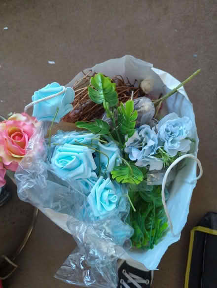 Photo of free Artificial flowers (Brunswick BN3) #3
